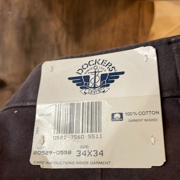 Brand new dockers pants - Picture 3 of 3